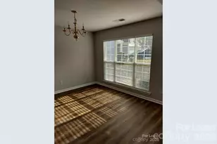 3147 Old Ironside Dr, Charlotte, NC 28213 - Photo 5