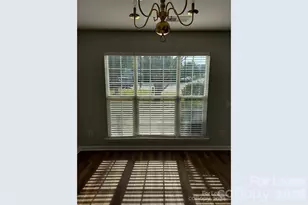 3147 Old Ironside Dr, Charlotte, NC 28213 - Photo 3