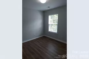 3147 Old Ironside Dr, Charlotte, NC 28213 - Photo 17
