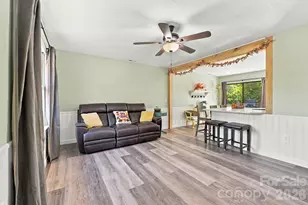 204 Oakdale Rd, Waynesville, NC 28786 - Photo 3