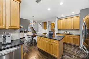 1909 Oroville Ct, Charlotte, NC 28214 - Photo 17