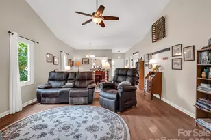 20 Country Meadows Ln, Hendersonville, NC 28792 - Photo 13