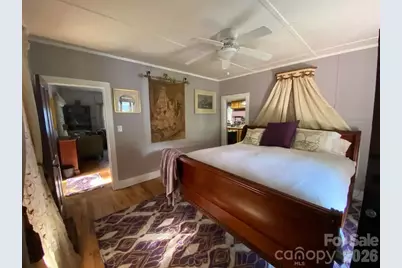 300 N Main Street, Marshall, NC 28753 - Photo 7