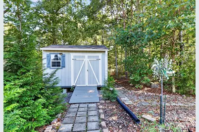 2454 Oak Valley Lane, Maiden, NC 28650 - Photo 35
