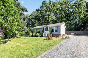 2454 Oak Valley Ln, Maiden, NC 28650 - Photo 43