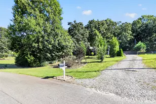 2454 Oak Valley Ln, Maiden, NC 28650 - Photo 45