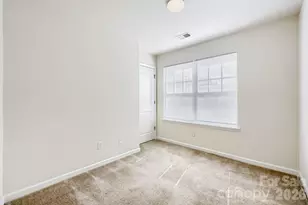 5008 Spring Arbor Ln, Charlotte, NC 28213 - Photo 5