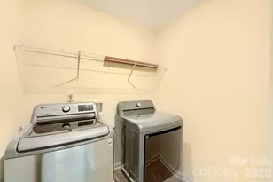 5008 Spring Arbor Ln, Charlotte, NC 28213 - Photo 13