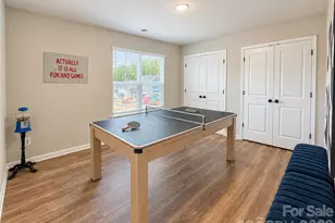 8913 Sawyer Run Ct, Charlotte, NC 28215 - Photo 27
