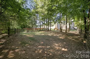 1513 Bucklebury Ct, Charlotte, NC 28269 - Photo 33
