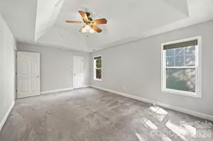1513 Bucklebury Ct, Charlotte, NC 28269 - Photo 7