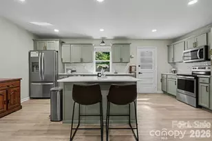 4023 Strangford Ave, Charlotte, NC 28215 - Photo 5