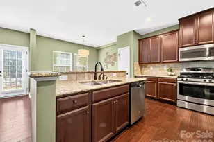 2410 Alyssa Ln, Charlotte, NC 28208 - Photo 11