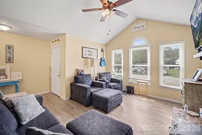 412 Caswell Avenue, Bessemer City, NC 28016 - Photo 3