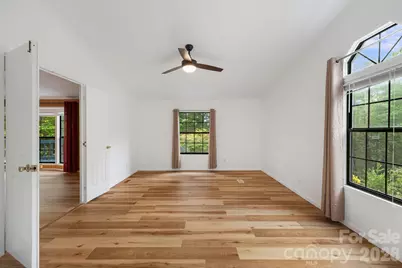 75 Cliffview Drive, Asheville, NC 28803 - Photo 15
