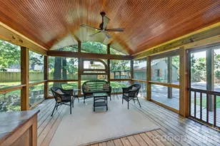 3809 Tuckaseegee Rd, Charlotte, NC 28208 - Photo 25