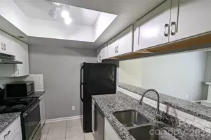 8021 Cedar Glen Dr, Charlotte, NC 28212 - Photo 5