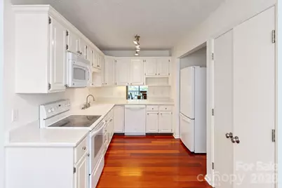 44 Hollybrook Drive, Asheville, NC 28803 - Photo 7