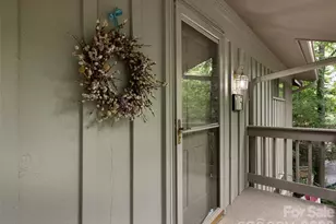 15 Cedarbrook Dr, Hendersonville, NC 28739 - Photo 3