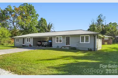 17 Randolph Avenue, Flat Rock, NC 28731 - Photo 3