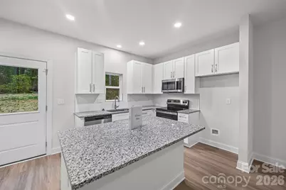 610 W Lewis Street, Dallas, NC 28034 - Photo 9