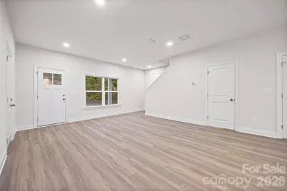 610 W Lewis Street, Dallas, NC 28034 - Photo 5