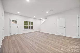 610 W Lewis St, Dallas, NC 28034 - Photo 5