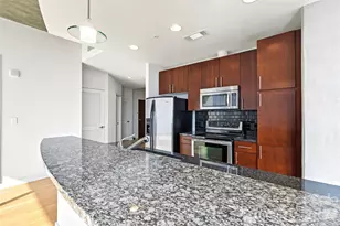 210 N Church St, Charlotte, NC 28202 - Photo 15