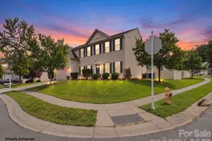 13104 Red Vulcan Ct, Charlotte, NC 28213 - Photo 3
