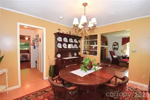 39 Maynard Rd, Candler, NC 28715 - Photo 7