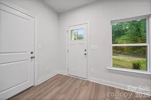 608 W Lewis St, Dallas, NC 28034 - Photo 3