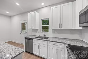 608 W Lewis St, Dallas, NC 28034 - Photo 13