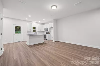608 W Lewis Street, Dallas, NC 28034 - Photo 7