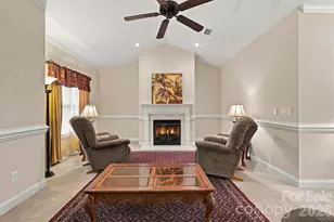 808 3rd St NE, Conover, NC 28613 - Photo 9