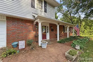 731 Club Dr, Statesville, NC 28677 - Photo 5