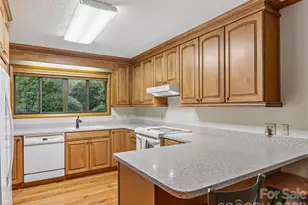 126 Brandon Rd, Hendersonville, NC 28739 - Photo 15