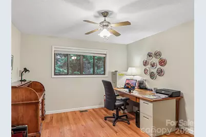 126 Brandon Road, Hendersonville, NC 28739 - Photo 21