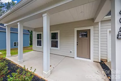 600 W Lewis Street, Dallas, NC 28034 - Photo 3