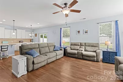 111 Paradise Hills Circle, Mooresville, NC 28115 - Photo 9