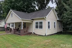 327 Aycock St NE, Concord, NC 28025 - Photo 3