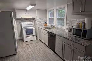 327 Aycock St NE, Concord, NC 28025 - Photo 9
