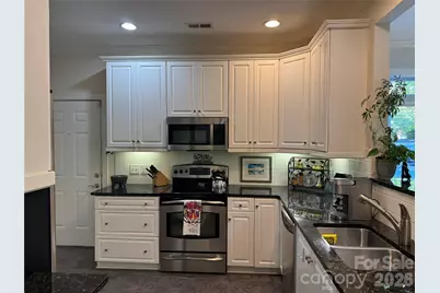 2615 Circa Drive, Matthews, NC 28105 - Photo 3