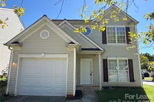 5433 Peachwood Dr, Charlotte, NC 28216 - Photo 1