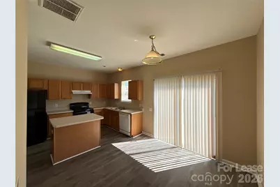 5433 Peachwood Drive, Charlotte, NC 28216 - Photo 5