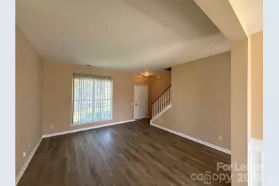 5433 Peachwood Drive, Charlotte, NC 28216 - Photo 3