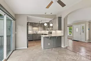 8530 Glenway Ct, Charlotte, NC 28226 - Photo 11