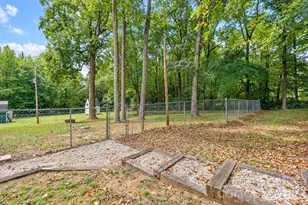 370 Shiloh Rd, Statesville, NC 28677 - Photo 7