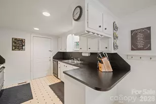 370 Shiloh Rd, Statesville, NC 28677 - Photo 17