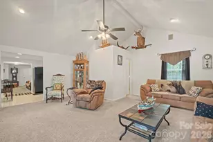 370 Shiloh Rd, Statesville, NC 28677 - Photo 25