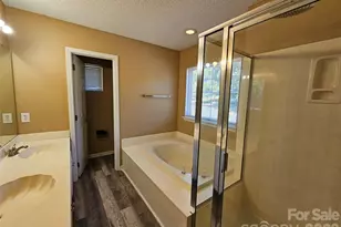 7402 Shiras Ct, Charlotte, NC 28273 - Photo 15
